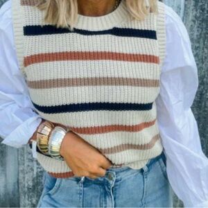 Fate Sweater Vest Size M EUC